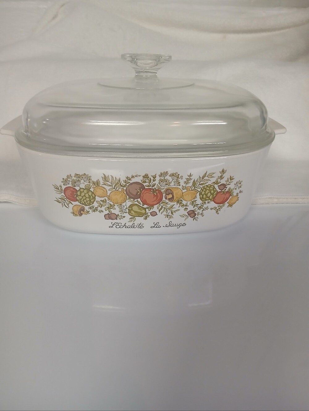VTG Corning Ware 4 qt Spice of Life L'Echalote La Sauge dish with lid